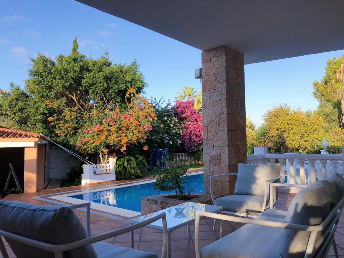 Villa Con Piscina Gigante Sant Francesc de s'Estany Eksteriør billede