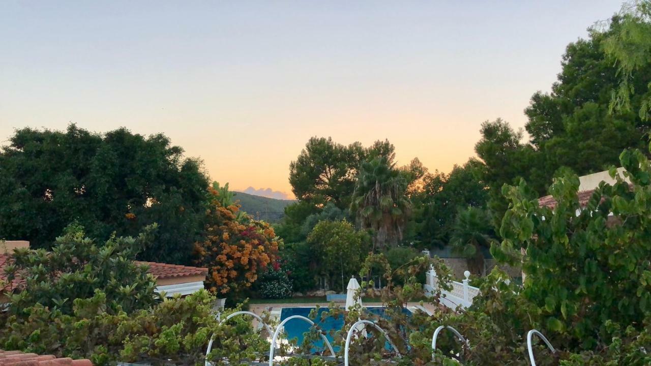 Villa Con Piscina Gigante Sant Francesc de s'Estany Eksteriør billede